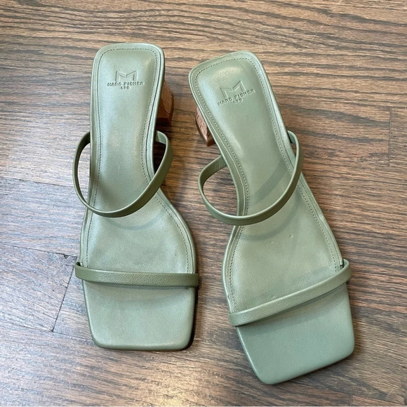 Marc Fisher LTD BRENT HEELED SLIDE SANDAL 7M Leather Square toe - Picture 1 of 11